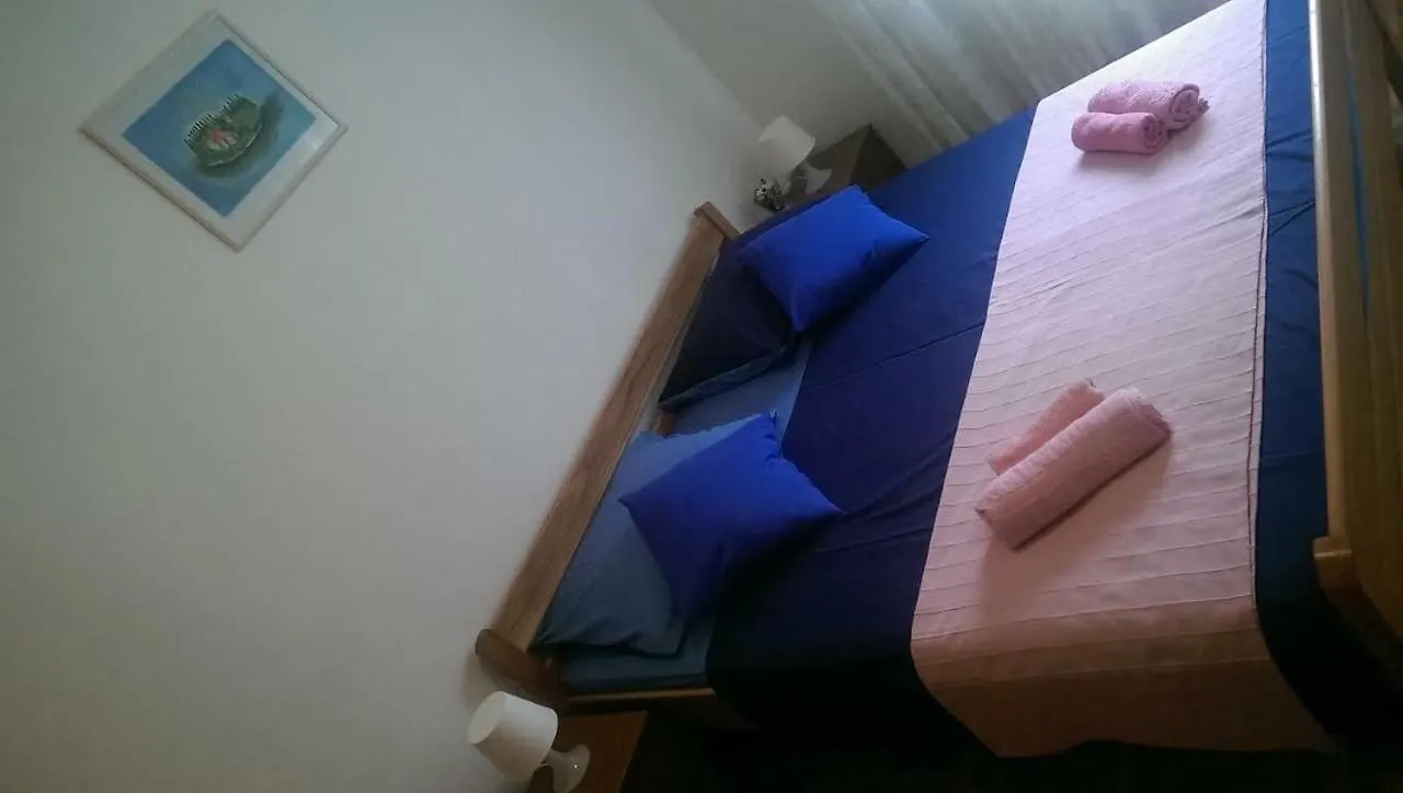 Apartmani Ledenko Kastela