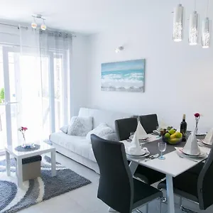Apartman Navi, Kastela