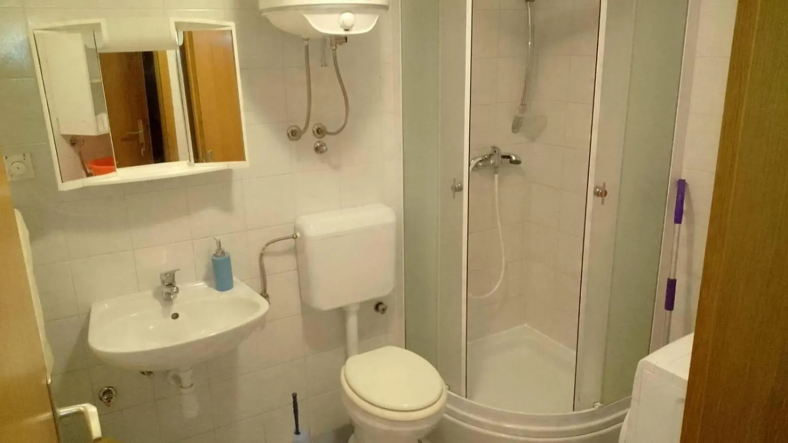 Apartmani Ledenko Kastela Apartment