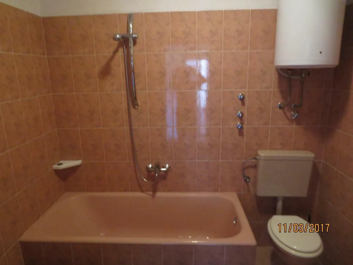 Apartmani Ledenko Kastela Croatia